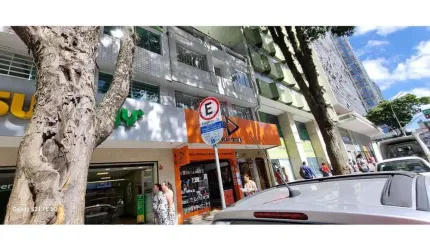 Aluguel de sala comercial com 152m2 no Centro!
