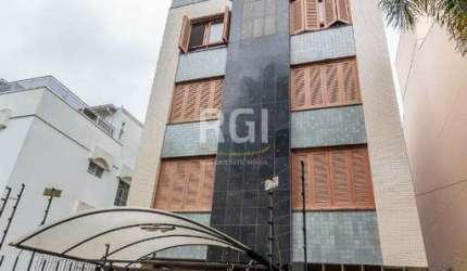 Cobertura para Venda - 248.34m², 3 dormitórios, sendo 1 suites, 3 vagas - Petróp