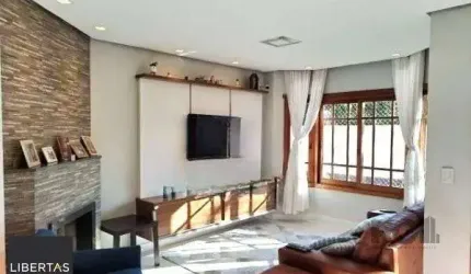 Casa em condomínio em Ipanema de 3 dormitórios e 2 vagas