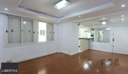 Apartamento semi-mobiliado, possui 3 dormitórios, sendo 1 suíte