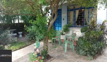 Casa com 3 dormitórios no bairro Sarandi
