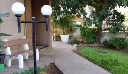 Apartamento de 130 m2,com 3 dormitórios e suíte, no bairro Jardim Botânico.