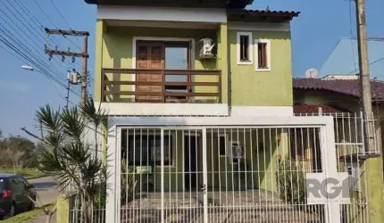 Casa para Venda - 167m², 3 dormitórios, sendo 1 suites, 7 vagas - Hípica