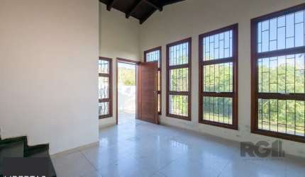 Casa com 3 quartos, suite, pátio - Bairro Espírito Santo - Potro Alegre (RS)