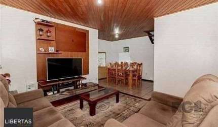 casa de 260m², bairro Costa e Silva