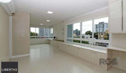 Excelente apartamento de 98m² com 3 dormitórios e 2 vagas.