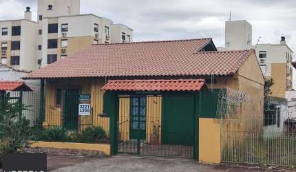 Casa 3 dormitórios à venda Cavalhada Porto Alegre/RS