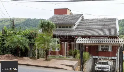 Casa 4 dormitórios à venda Hípica Porto Alegre/RS