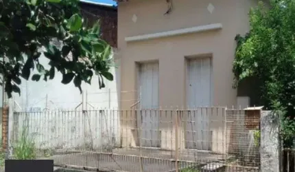Casa para Venda - 250m², 3 dormitórios, Santo Antonio