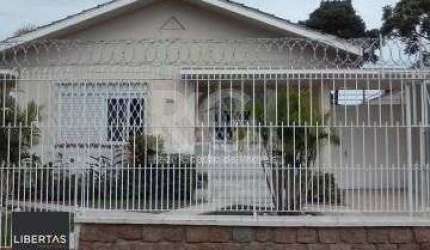 Casa para Venda - 184m², 3 dormitórios, sendo 1 suites, 4 vagas - Cristal