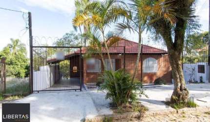 Casa para Venda - 200m², 3 dormitórios, 2 vagas - Cavalhada