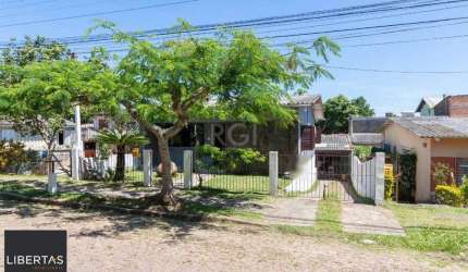Casa para Venda - 110m², 2 dormitórios, sendo 1 suíte, 3 vagas - Espirito Santo