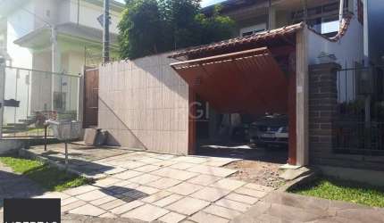 Casa no bairro Vila Nova - 3 dormitórios