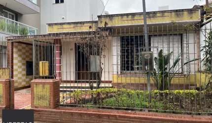 Casa 2 dorm. 360m² Menino Deus - Porto Alegre