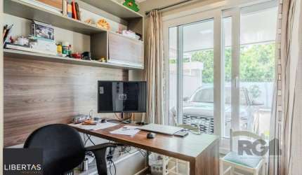 Casa para Venda - 102m², 3 dormitórios, sendo 1 suites, 2 vagas - Aberta dos Mor