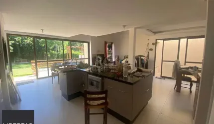 Casa Condominio para Venda - 300m², 3 dormitórios, sendo 3 suites, 4 vagas - Ter