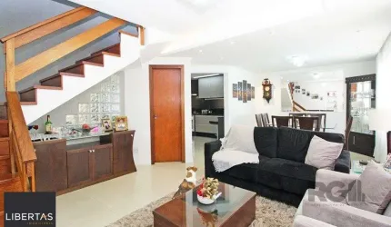 Vende-se casa duplex 3 dormitórios com 2 vagas próximo ao Clínicas - Santana