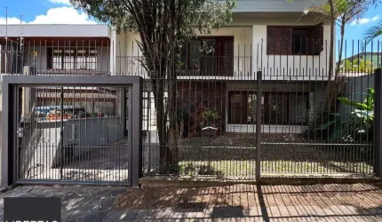 Casa/sobrado para Comprar com 4 dormitórios no bairro  Chácara das Pedras.
