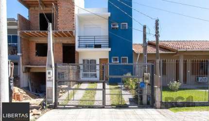 Sobrado 3 Dprmitórios Bairro Espírito Santo.