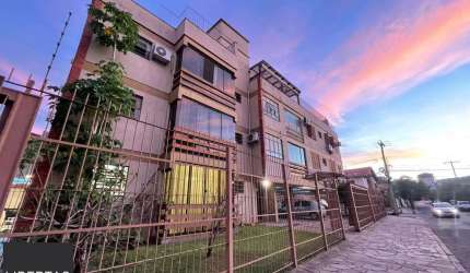 Apartamento térreo garden com 3 dormitórios, 1 suíte, 3 vagas de garagem