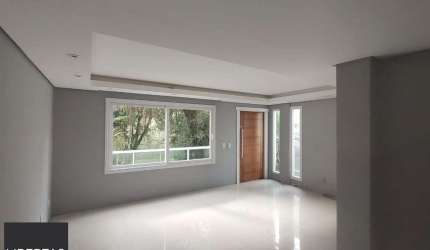 Casa 3 dorm. 1 Suíte + 3 vagas 223m² Cavalhada - Porto Alegre