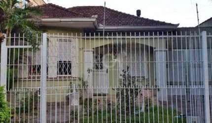Casa para Venda - 142m², 3 dormitórios, sendo 1 suites, Partenon