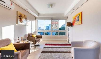 Vende-se apartamento - 117m², 3 dormitórios(1 suíte), 2 vagas - Petrópolis