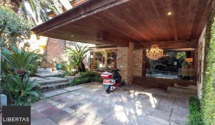 Casa para Venda - 418m², 4 dormitórios, sendo 1 suites, 2 vagas - Jardim Isabel