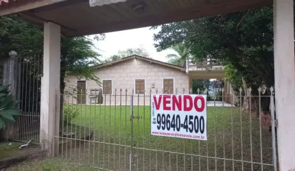 OPORTUNIDADE ÚNICA E  PREVILIGIADA ... TERRENO COM 1,060  M² E CASA COM 130 M² E VISTA PARA O MAR.