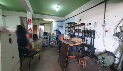 Casa Com Comércio Próximo Ao Polo Shopping
