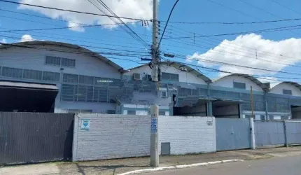 Pavilhões a venda localizados na Rua Conde de Porto Alegre no Bairro Niterói.