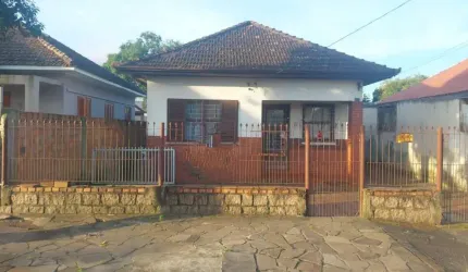 Casa de Alvenaria no bairro Harmonia Canoas -RS