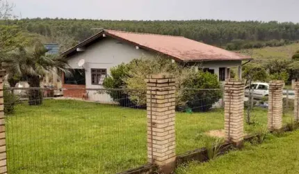 Chácara 4 hectares com 3 Casas de Alvenaria no Município de Montenegro- RS