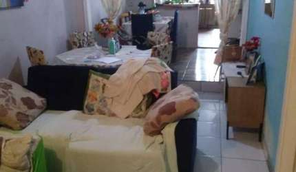 Casa á venda com 3 quartos , 90 m2 no bairro Niterói - Canoas