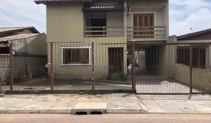 Casa á venda com 3 quartos , 280 m2 no bairro Niterói - Canoas