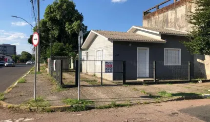 Terreno 11 x 44  mts, 484,00 m² á venda, com 3 casas,  bairro Niterói - Canoas