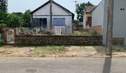 Casa de Madeira Com 3 Dormitórios Bairro Nossa senhora das Graças Canoas RS