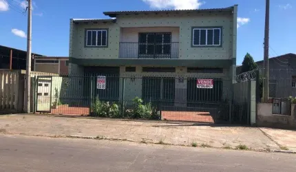 Excelente Sobrado na Rua Irai no Bairro Niterói em Canoas - RS