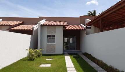 Casa plana com área de 75,53m2 e 3 quartos, 3 vagas no Eusébio-CE
