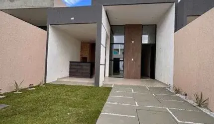 Casas Planas de Alto Padrão em Messejana! Área de 107m2 com 3 quartos.