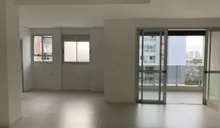 Apartamento com 2 quartos à venda no Estreito, Florianópolis  por R$ 1.351.676