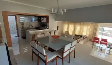 Casa com 4 quartos à venda no Centro, Florianópolis  por R$ 2.500.000