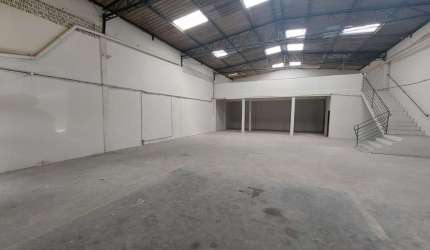 Barracão / Galpão / Depósito para alugar no Barreiros, São José  por R$ 11.800