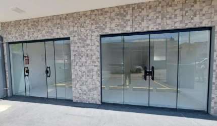 Sala comercial para alugar na Serraria, São José  por R$ 1.800