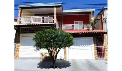 Sobrado com comercio, 3 quartos com 1 suíte,252 m² no Jardim  Itamaraty- Mogi Guaçu