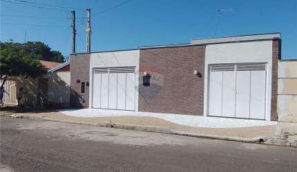 CASA COM EDICULA  À VENDA R$ 490.000 ANHUMAS ESTIVA GERBI-SP.