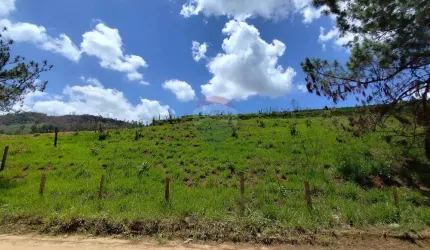 TERRENO BAIRRO DAS 3 BARRAS EM SERRA NEGRA -S.P com 1.212 M2- oportunidade