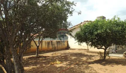 Casa Encantadora á Venda 576 Metros