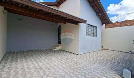 Casa à venda com 3 quartos e 2 suítes no bairro Jardim Inocoop na cidade de Mogi Mirim - AC: 123m² - Investimento R$ 380.000,00