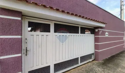 Casa com 2 dormitórios, a venda no Jardim Planalto em Jaguariúna por R$ 445.000,00